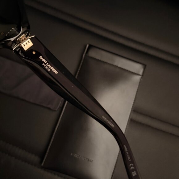 Saint Laurent Cat Eye Sunglasses - Picture 4 of 7